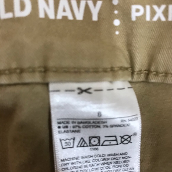 Old Navy Pixie shorts size 6 - Picture 9 of 9